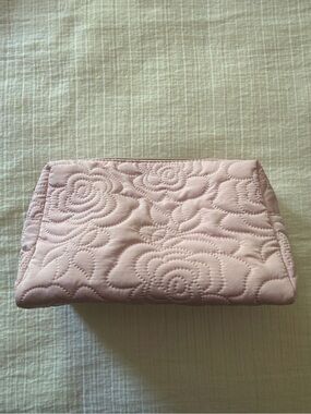 Quilted Floral Cosmetic Pouch - Light Pink